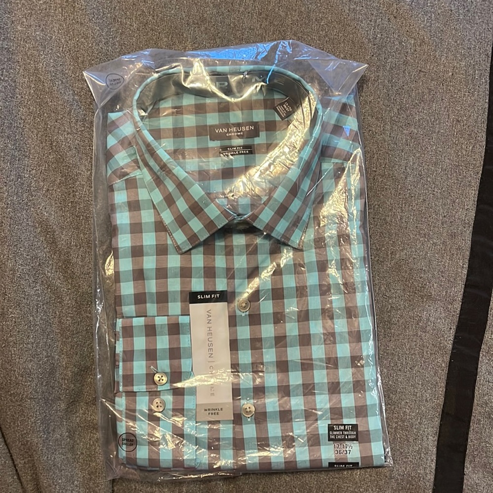 Van Heusen Chrome Slim Fit Dress Shirt